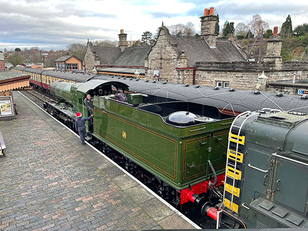 4930
